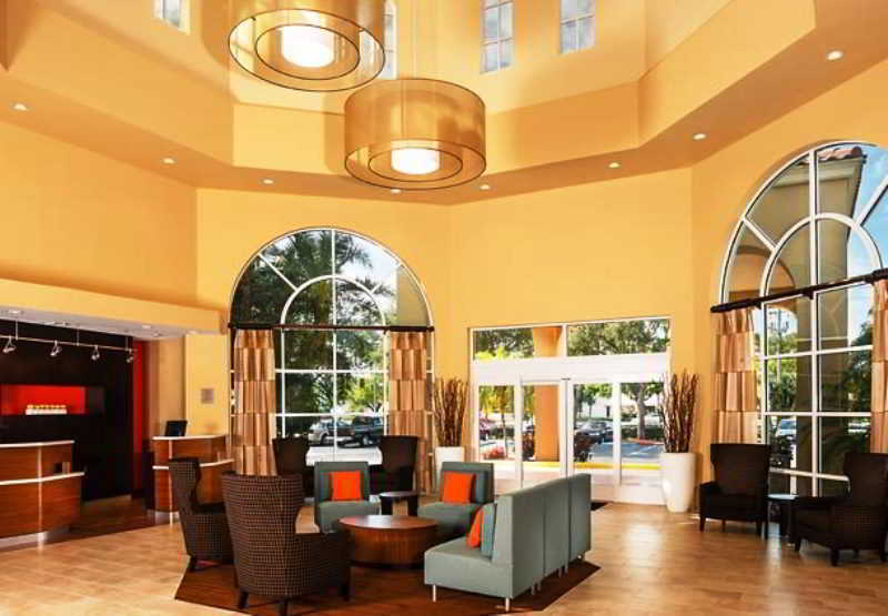 Courtyard By Marriott Fort Lauderdale North/Cypress Creek Exterior foto